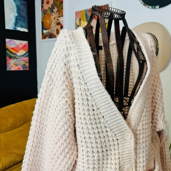 Lulus | Oversized Waffle Knit Sweater | M - Picture 3 of 7